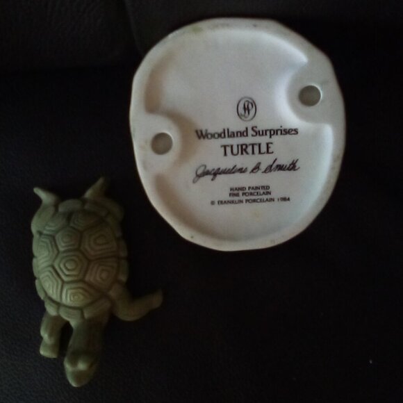 WOODLAND SURPRISES Porcelain TURTLE Figurine 1984 Jacqueline B. Smith Home Decor - Picture 3 of 10